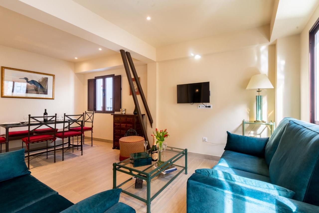 Holi-Rent Pimienta Villa Sevilla Bagian luar foto