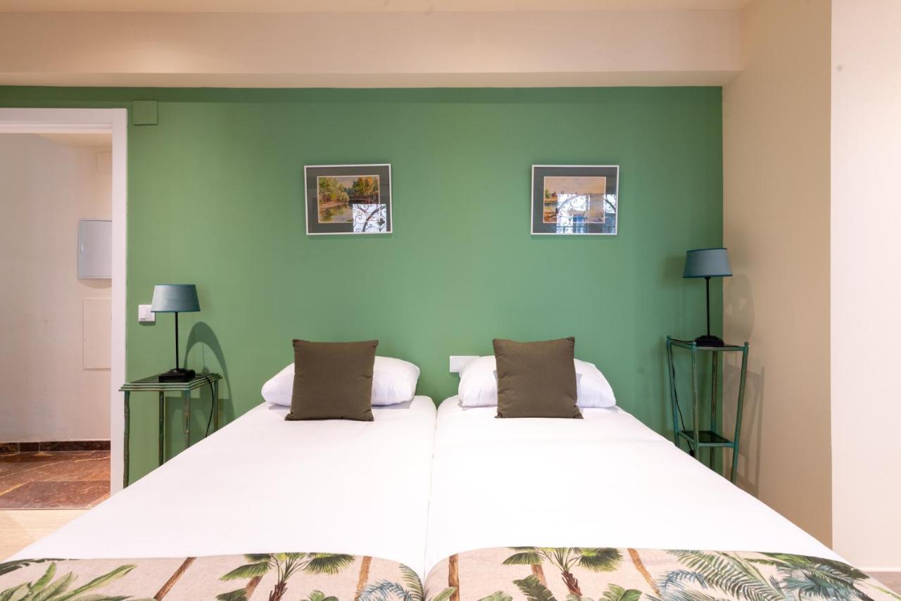 Holi-Rent Pimienta Villa Sevilla Bagian luar foto