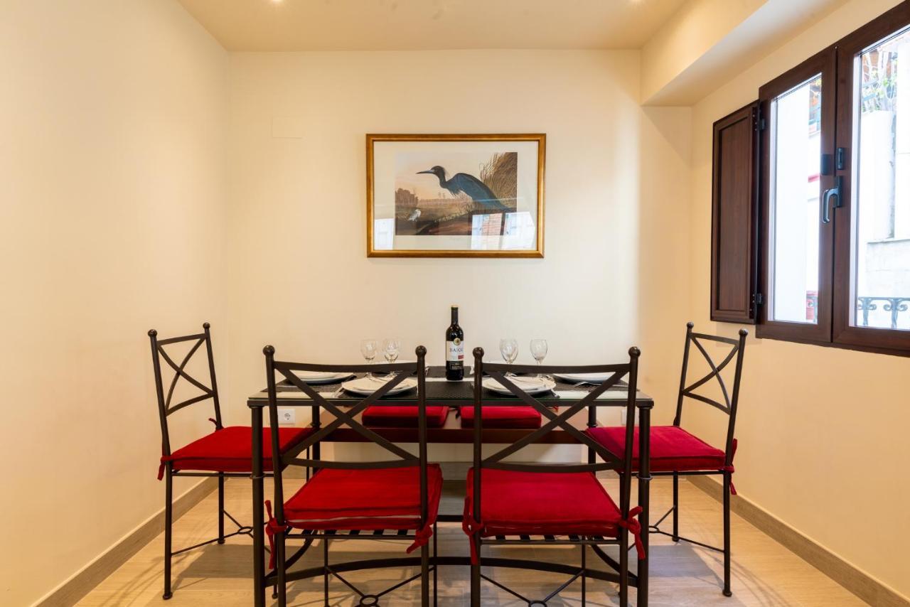 Holi-Rent Pimienta Villa Sevilla Bagian luar foto